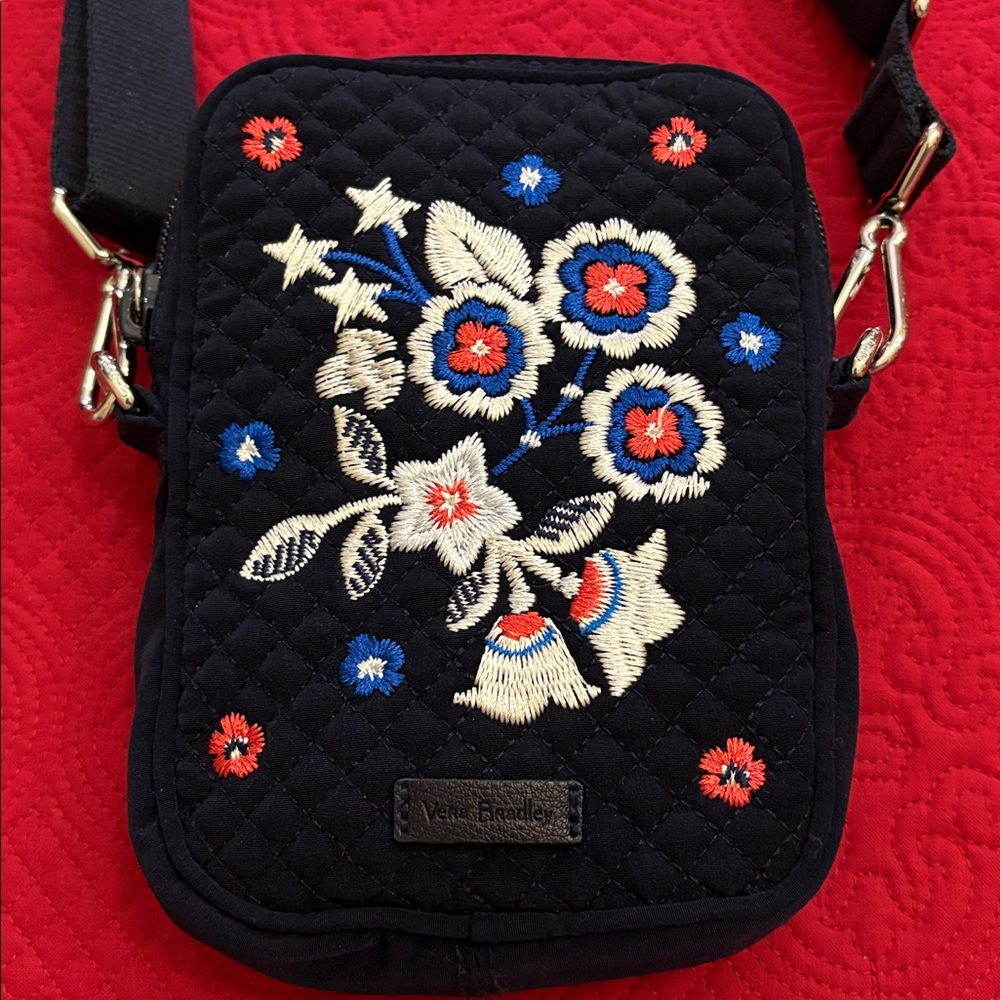 Vera Bradley Iconic Convertible Small Crossbody bag Navy embroidered flowers - Picture 2 of 15